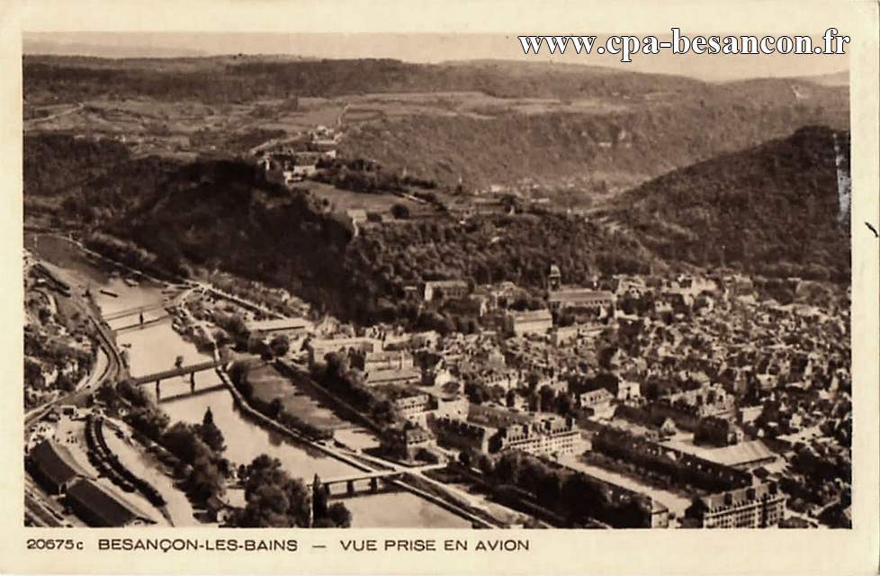 20675 c BESANÇON-LES-BAINS - VUE PRISE EN AVION